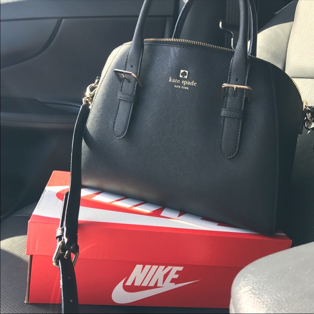 IMMACULATE Kate Spade medium structured bag